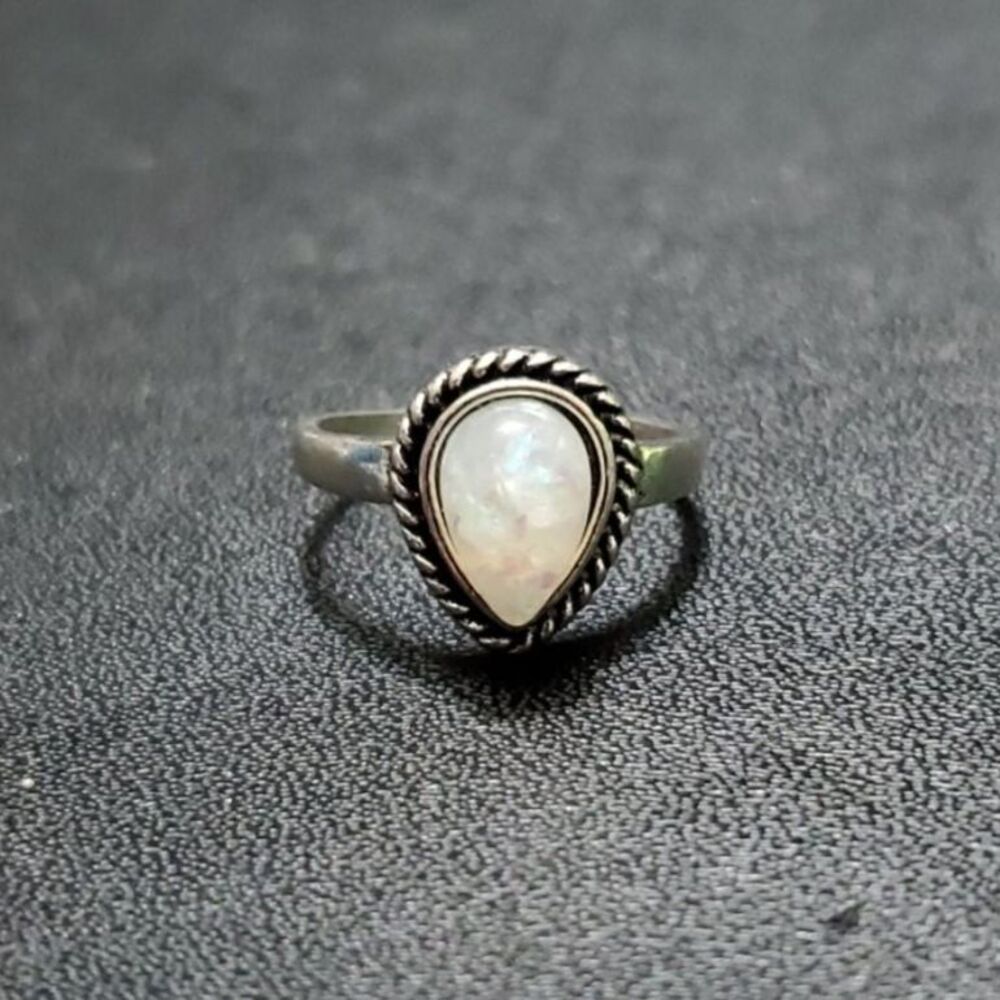 Silver tone faux opal ring 5.25